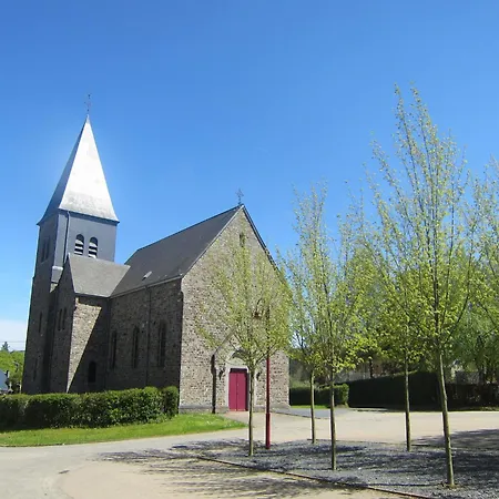 Peaceful Retreat In 別荘 Roumont